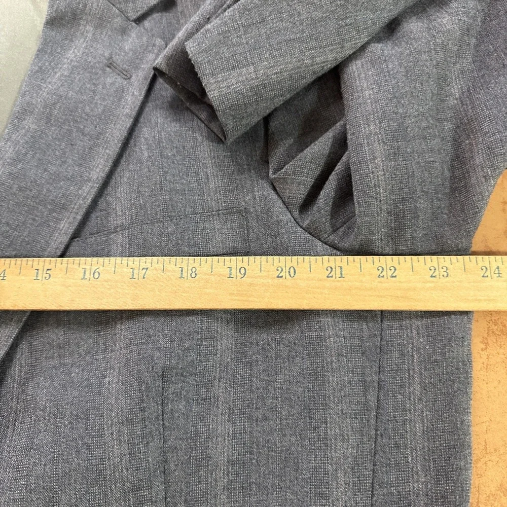 VTG Van Julian 2 Pc Wool Suit Blue Stripe Jacket Sz 44L Pants 38 x 30 USA Made